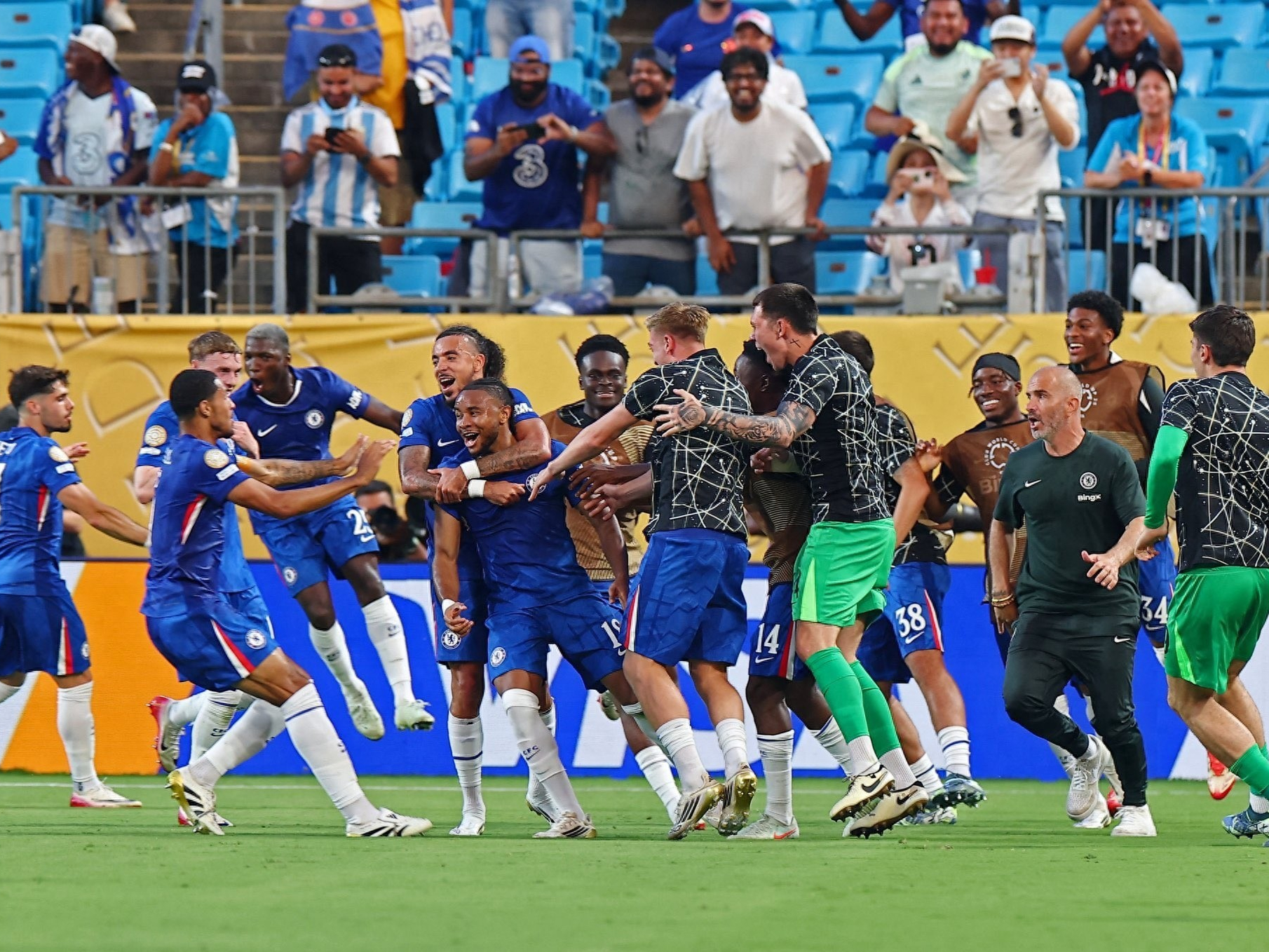 壹号-关于欧冠赛程吃紧，波尔图今晚单刀错失，态度坚定，赛季目标并未改变的信息