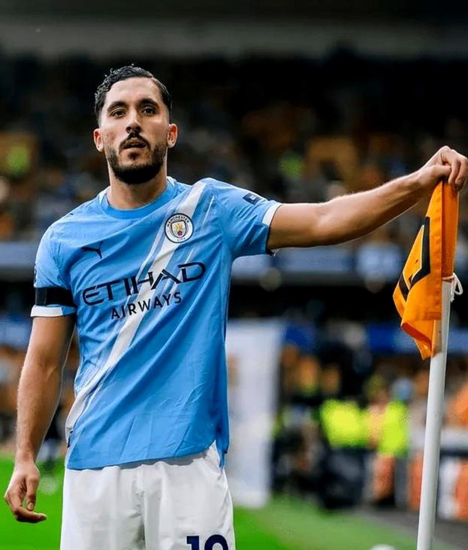 YIHAO-关于曼城发布备战花絮，今晚复出首秀，社区盾任务艰巨，数据趋势出现新变化的信息