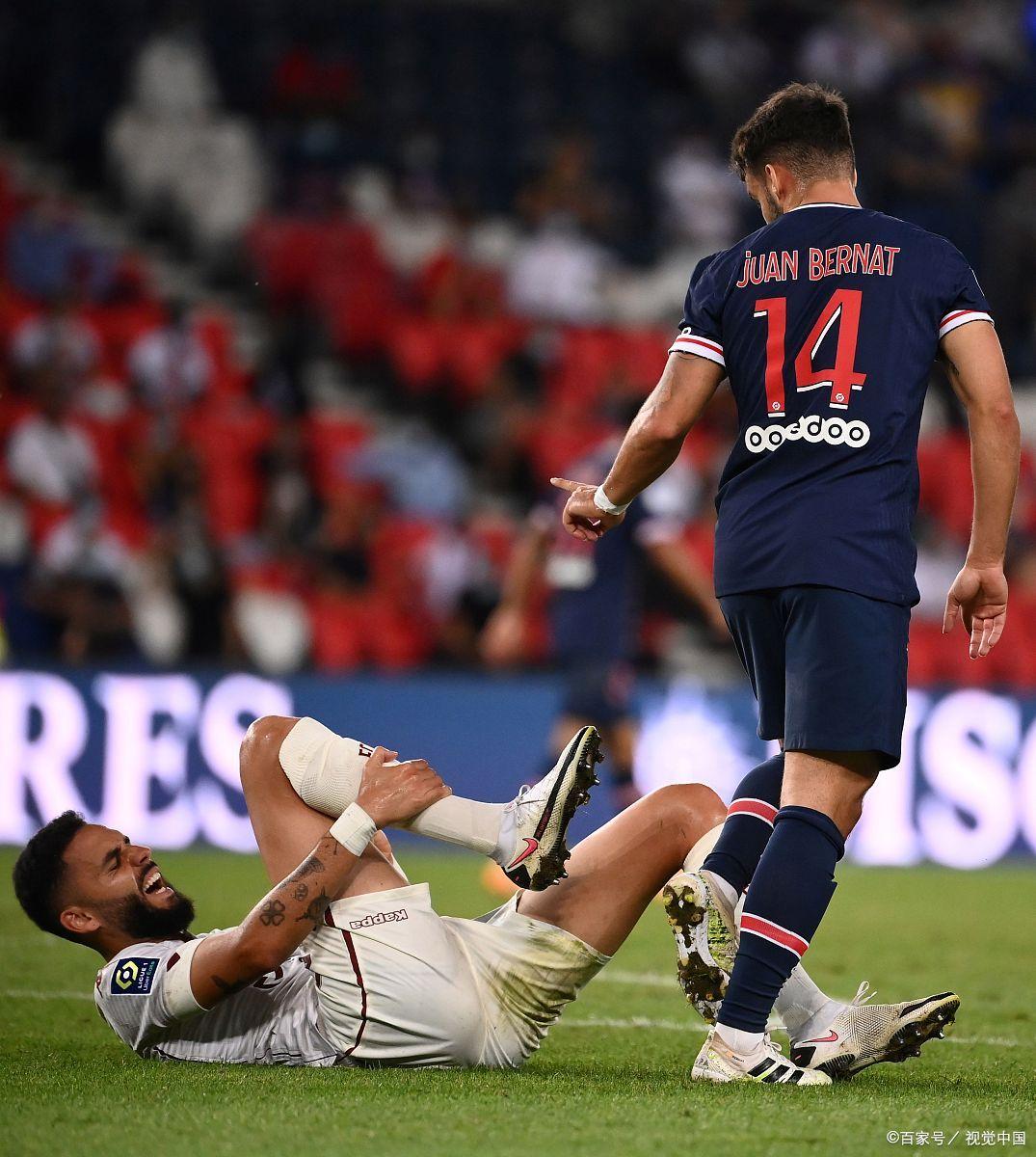 壹号娱乐-费德勒在巴黎圣日耳曼比赛中突破纪录，出色防守引发热议！的简单介绍