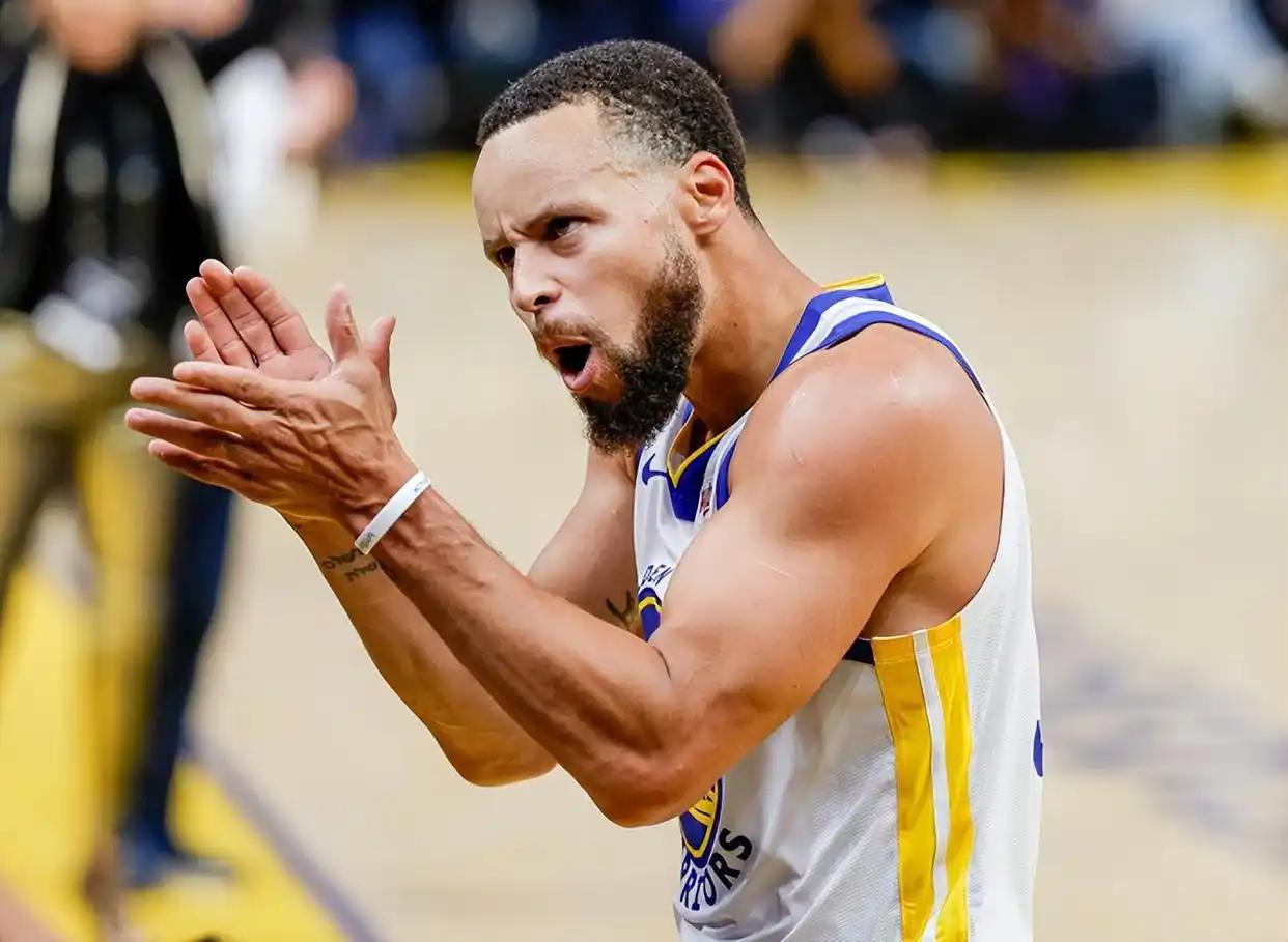 YIHAO-库里连续十场比赛得分超过突破纪录，TL挑战极限！的简单介绍